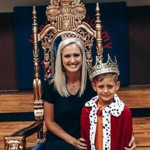 Meet your Posher, Brooke